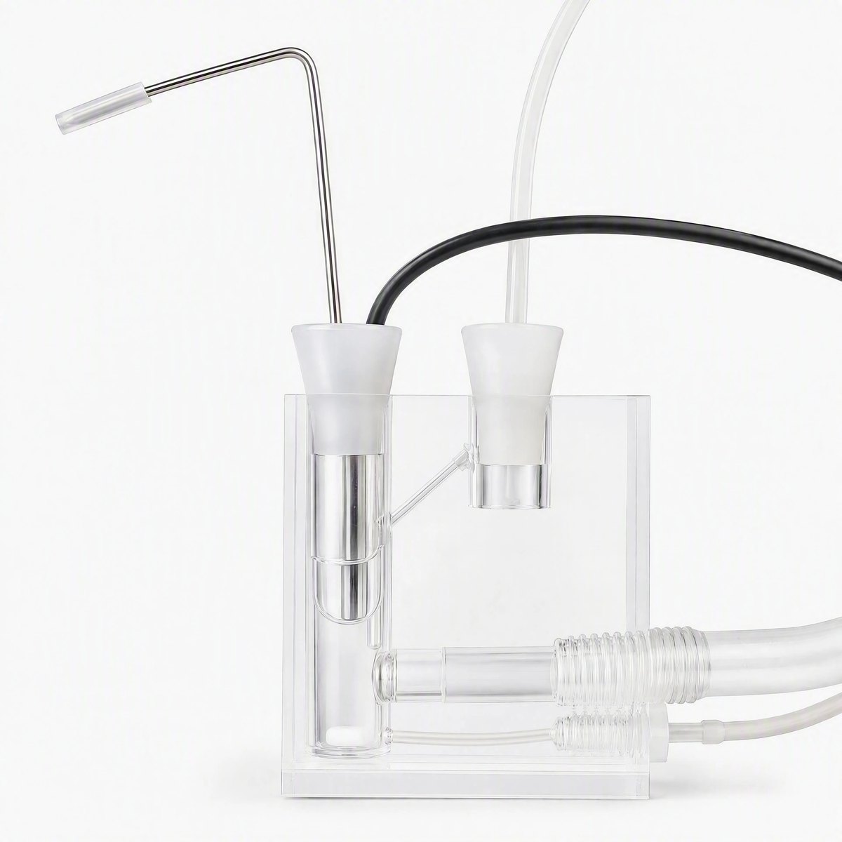 Bloodox sample chamber with electrode, tubing, and optical path